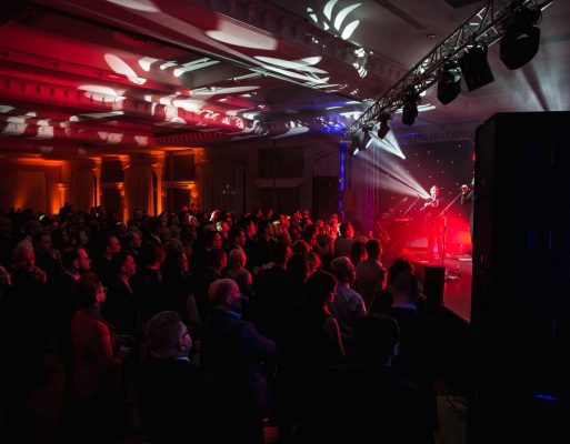 Koncert z okazji jubileuszu firmowego.